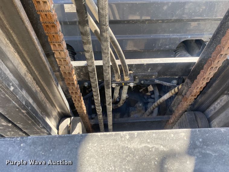 image for item DL7024 Toyota 8FD35U  forklift