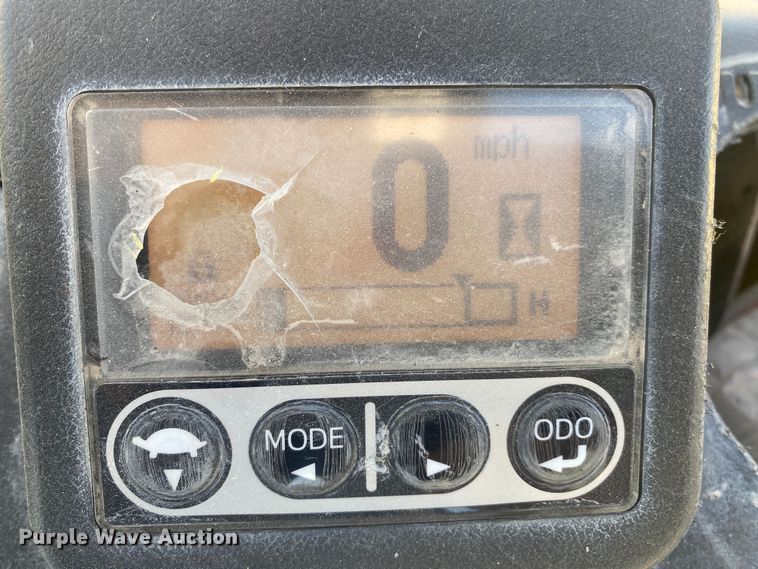 image for item DL7024 Toyota 8FD35U  forklift