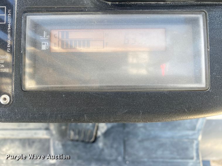 image for item DL7024 Toyota 8FD35U  forklift