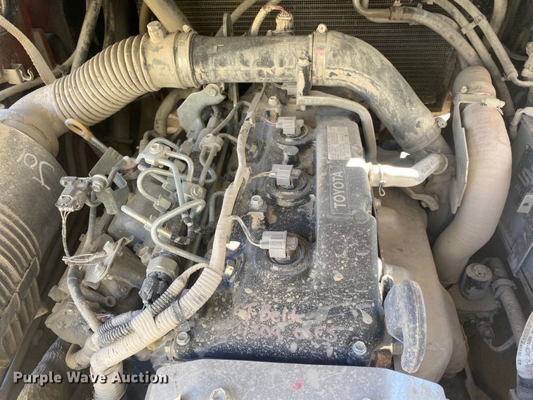 image for item DL7024 Toyota 8FD35U  forklift