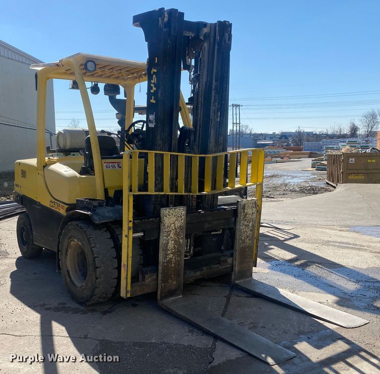image for item DL7025 Hyster H110FT  forklift