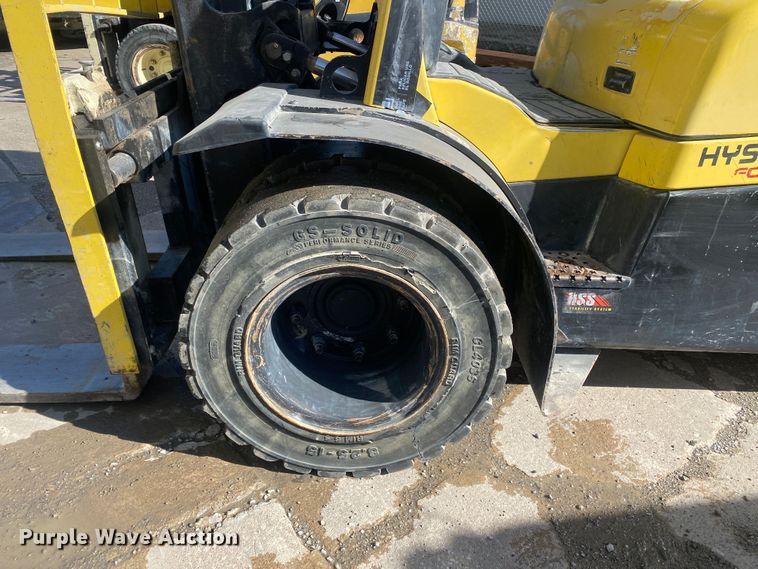 image for item DL7025 Hyster H110FT  forklift