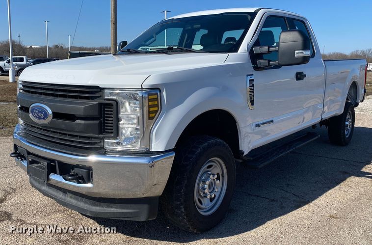 image for item DL7027 2019 Ford F250 Super Duty  SuperCab pickup truck