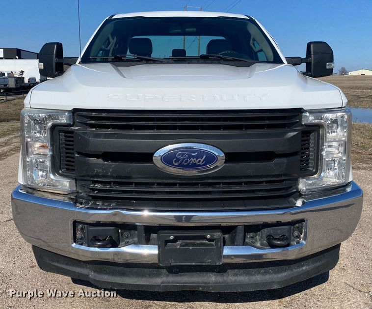 image for item DL7027 2019 Ford F250 Super Duty  SuperCab pickup truck