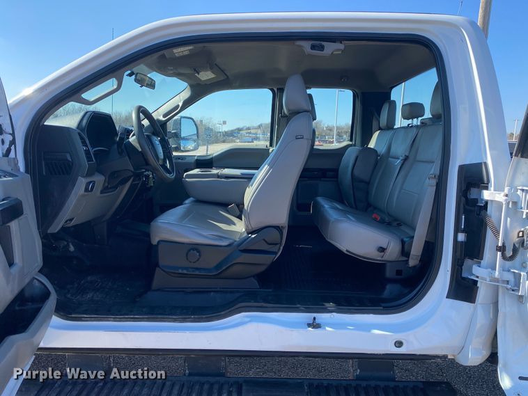 image for item DL7027 2019 Ford F250 Super Duty  SuperCab pickup truck