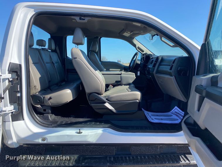 image for item DL7027 2019 Ford F250 Super Duty  SuperCab pickup truck