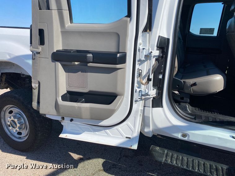 image for item DL7027 2019 Ford F250 Super Duty  SuperCab pickup truck