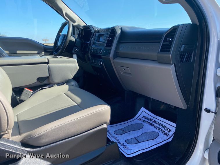 image for item DL7027 2019 Ford F250 Super Duty  SuperCab pickup truck