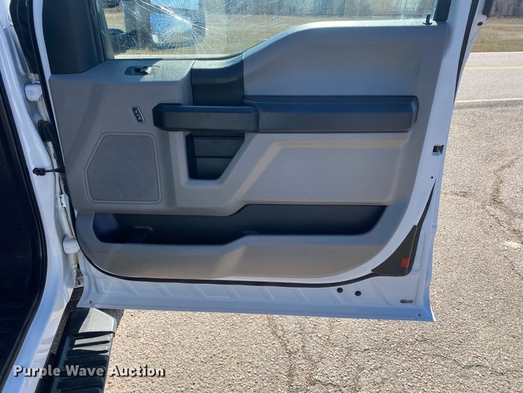 image for item DL7027 2019 Ford F250 Super Duty  SuperCab pickup truck