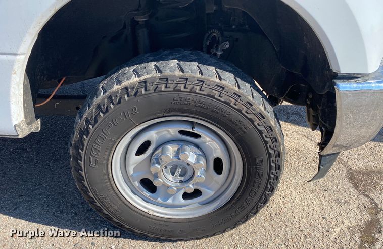 image for item DL7027 2019 Ford F250 Super Duty  SuperCab pickup truck