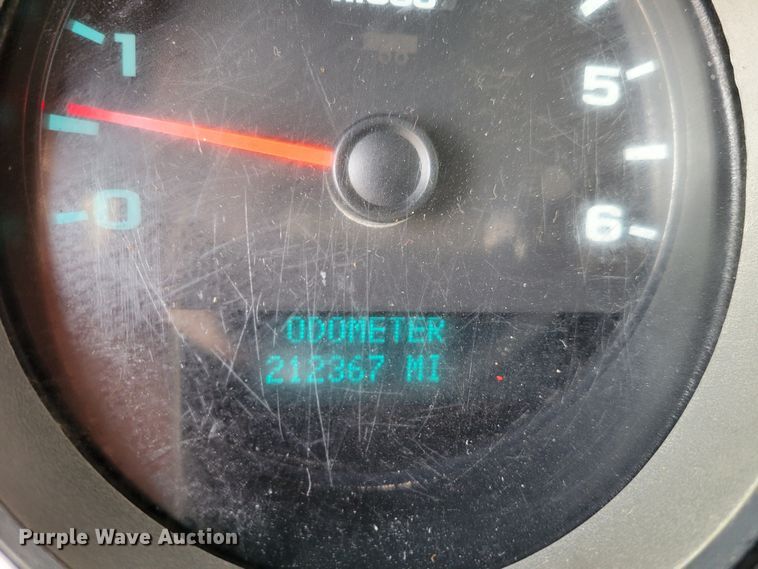 image for item DM8228 2012  Chevrolet Silverado 3500HD  Crew Cab pickup truck