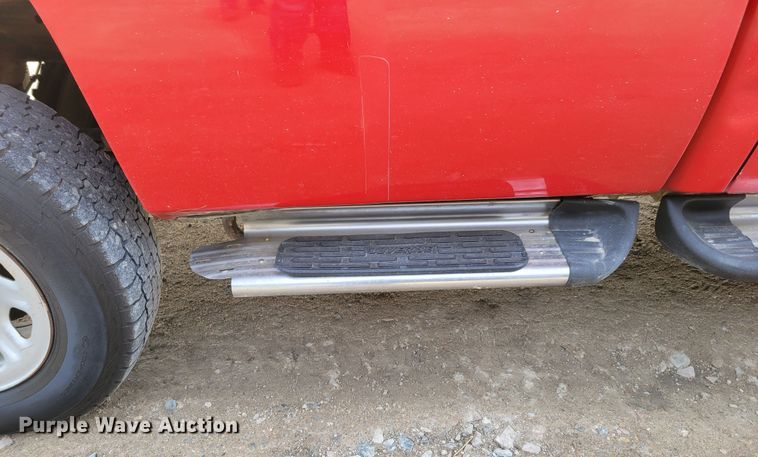 image for item DM8228 2012  Chevrolet Silverado 3500HD  Crew Cab pickup truck