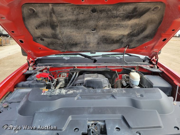 image for item DM8228 2012  Chevrolet Silverado 3500HD  Crew Cab pickup truck