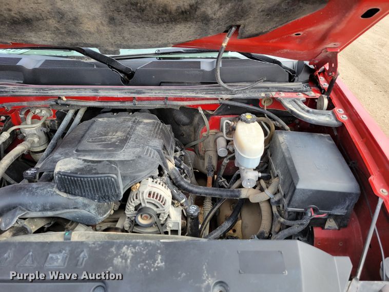 image for item DM8228 2012  Chevrolet Silverado 3500HD  Crew Cab pickup truck