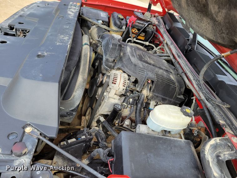 image for item DM8228 2012  Chevrolet Silverado 3500HD  Crew Cab pickup truck