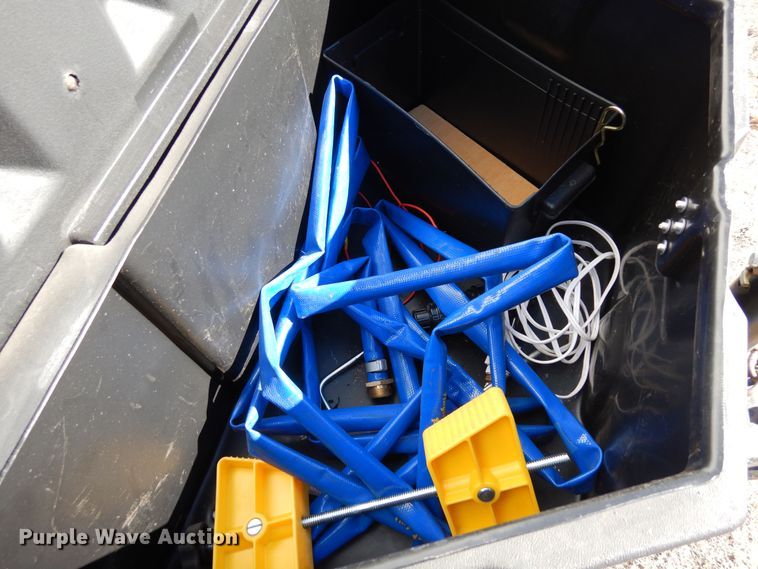 image for item DN6277 1999 Pace American CS816TA2  enclosed cargo trailer