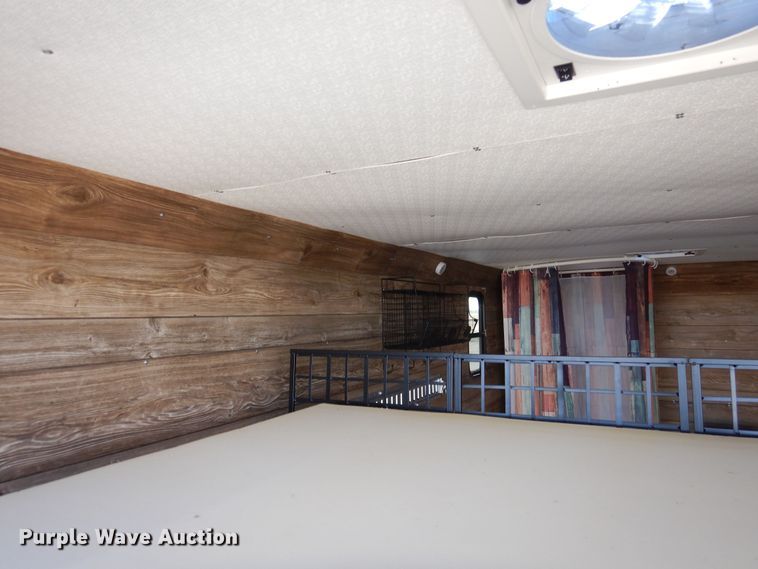 image for item DN6277 1999 Pace American CS816TA2  enclosed cargo trailer