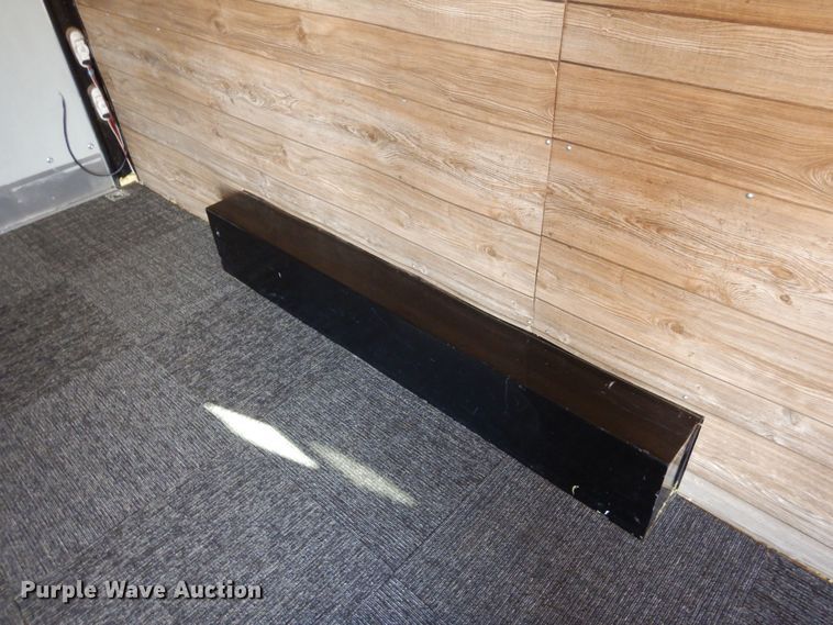 image for item DN6277 1999 Pace American CS816TA2  enclosed cargo trailer