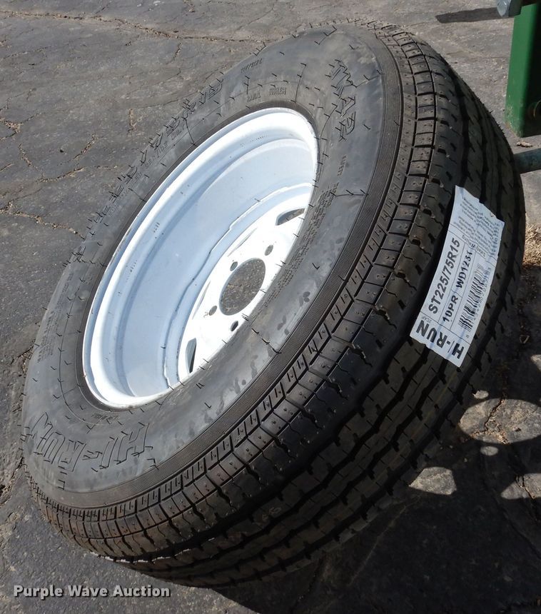 image for item DN6277 1999 Pace American CS816TA2  enclosed cargo trailer