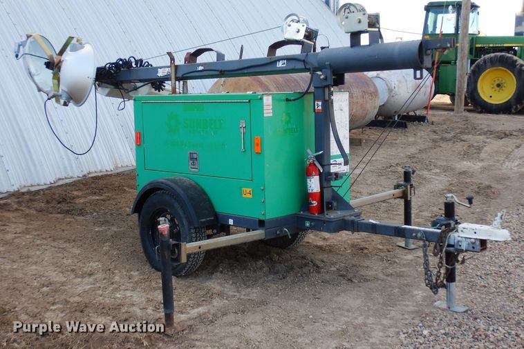 image for item DN6285 2011 Magnum MLT3060K  light plant