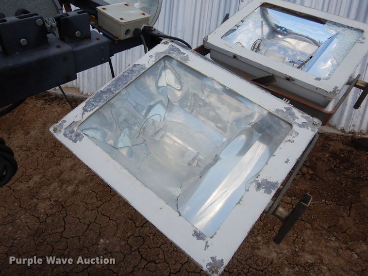 image for item DN6285 2011 Magnum MLT3060K  light plant