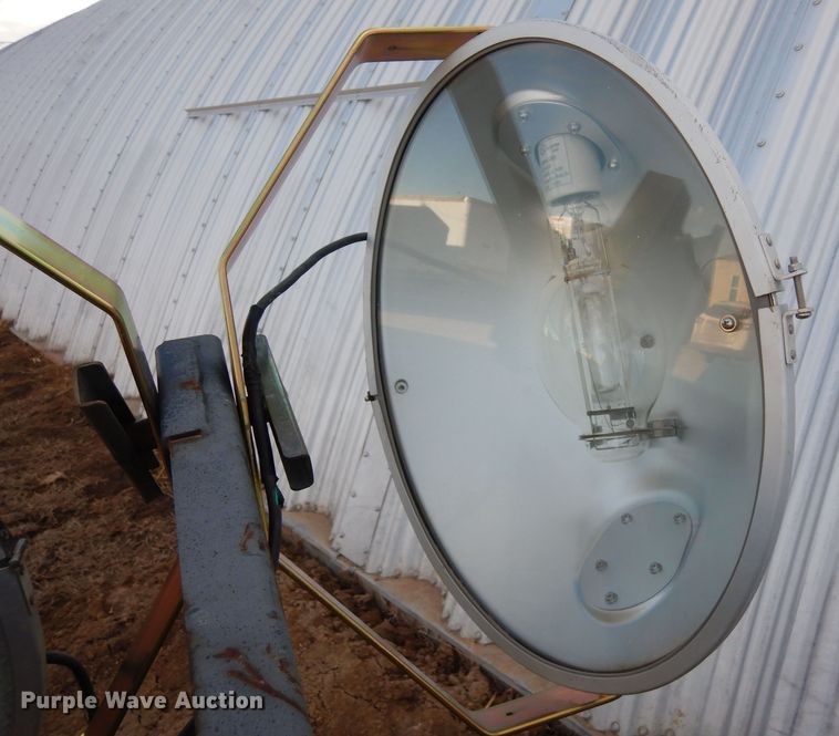 image for item DN6285 2011 Magnum MLT3060K  light plant