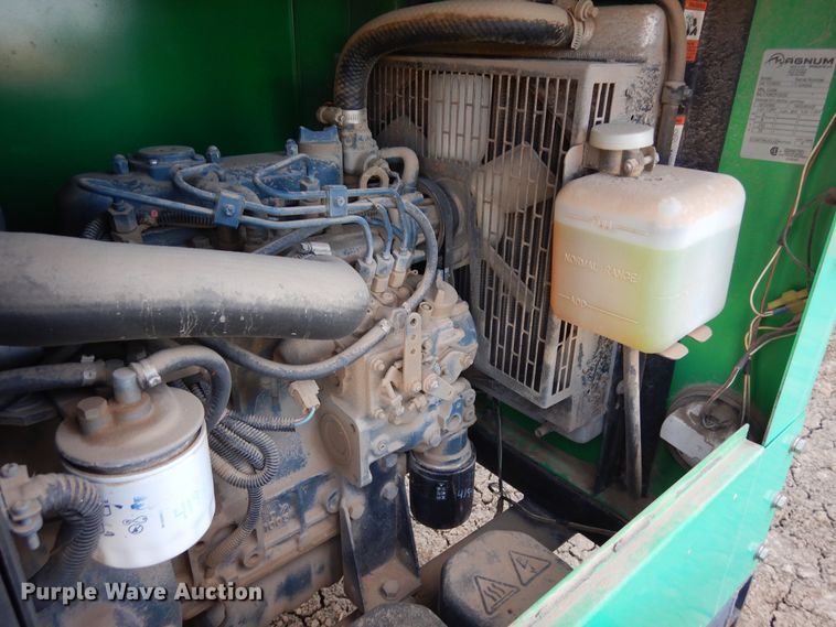 image for item DN6285 2011 Magnum MLT3060K  light plant