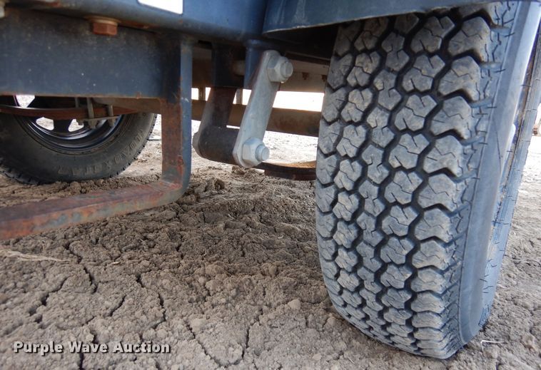 image for item DN6285 2011 Magnum MLT3060K  light plant