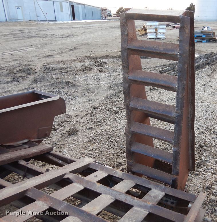 image for item DN6287 1993 Belshe  equipment trailer