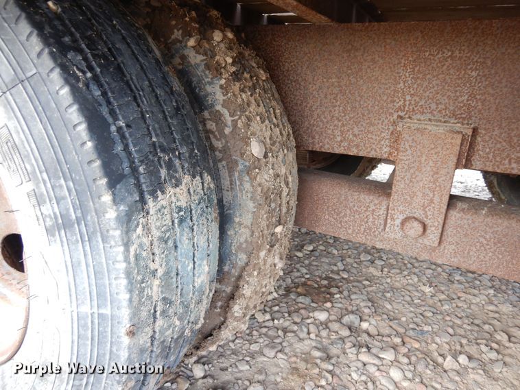 image for item DN6287 1993 Belshe  equipment trailer