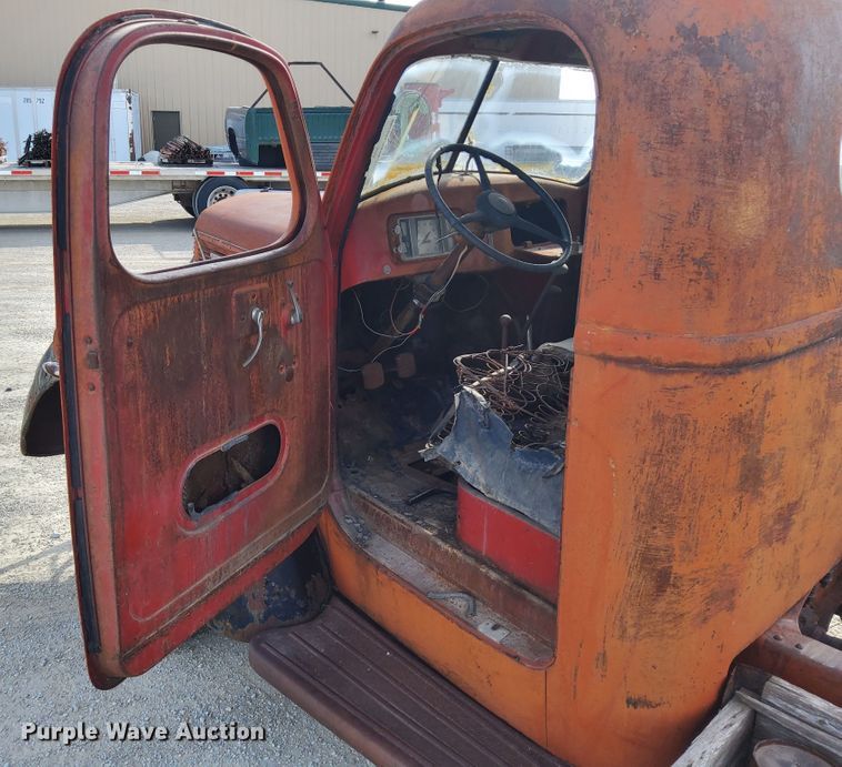 image for item DN6893 1936 International D30  truck cab and chassis