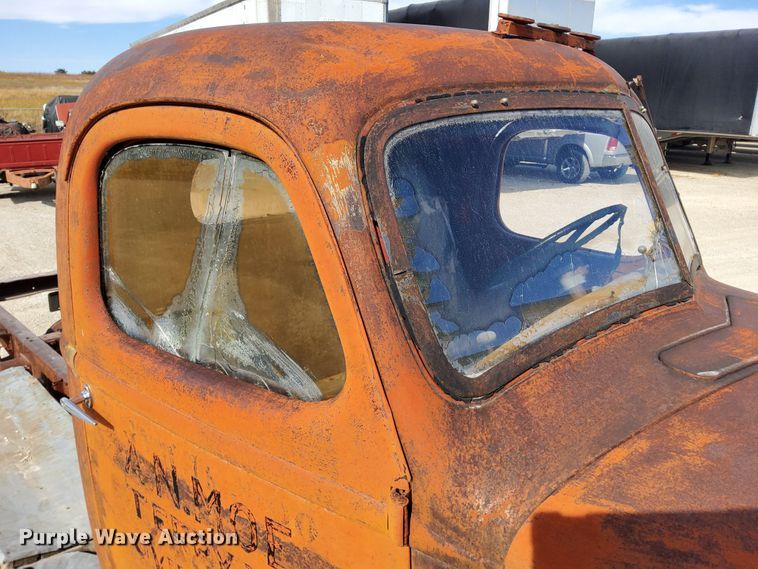 image for item DN6893 1936 International D30  truck cab and chassis