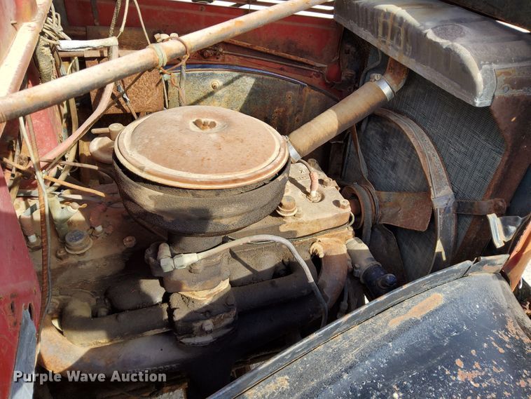 image for item DN6893 1936 International D30  truck cab and chassis