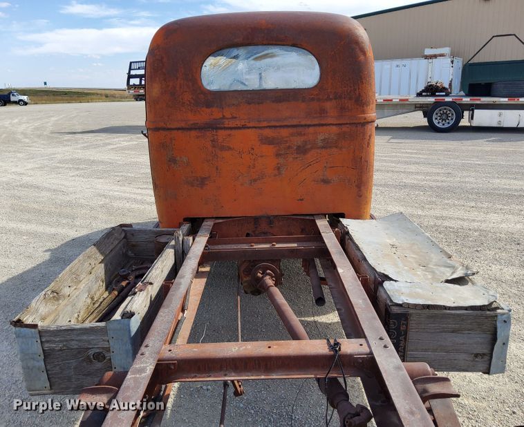 image for item DN6893 1936 International D30  truck cab and chassis