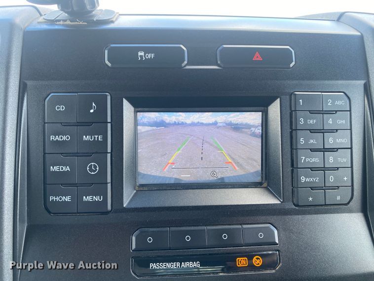 image for item DN8164 2017 Ford F250 Super Duty  SuperCab pickup truck