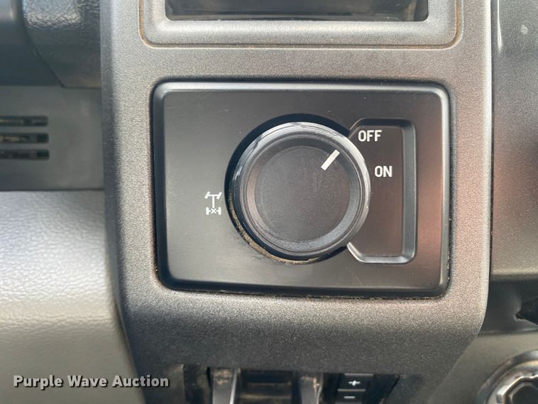 image for item DN8164 2017 Ford F250 Super Duty  SuperCab pickup truck