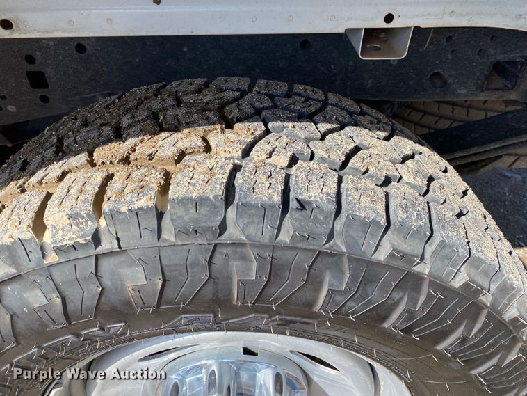 image for item DN8165 2017 Ford F250 Super Duty  SuperCab pickup truck