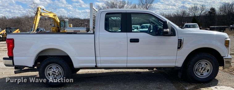 image for item DN8166 2018 Ford F250 Super Duty  SuperCab pickup truck