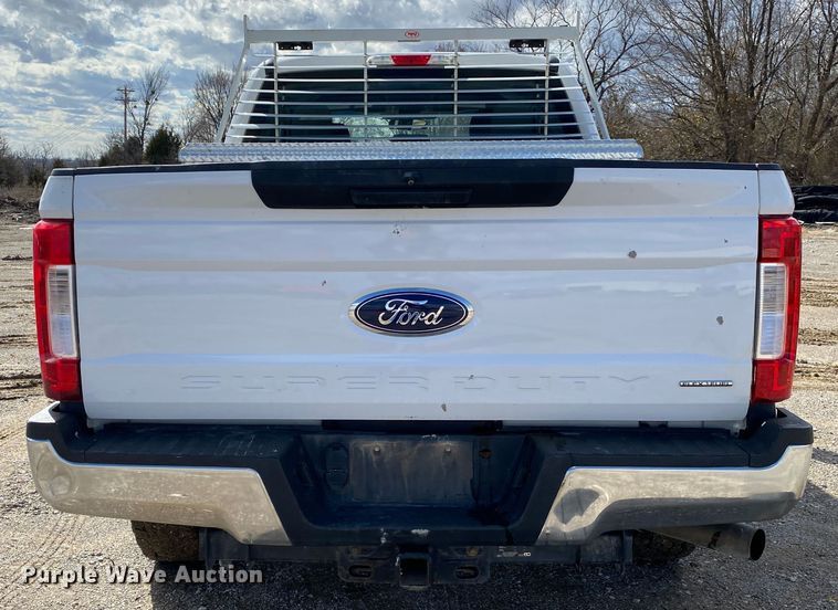 image for item DN8166 2018 Ford F250 Super Duty  SuperCab pickup truck