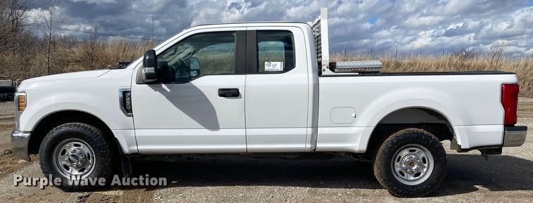 image for item DN8166 2018 Ford F250 Super Duty  SuperCab pickup truck