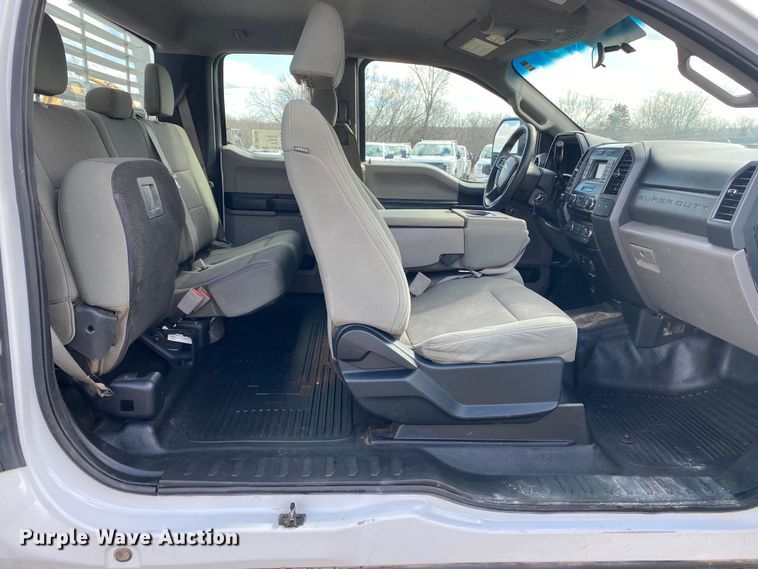 image for item DN8166 2018 Ford F250 Super Duty  SuperCab pickup truck