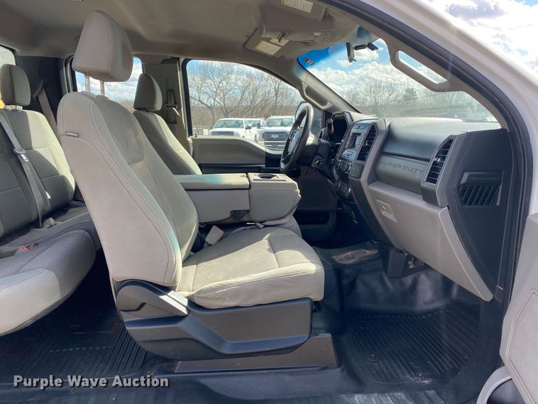 image for item DN8166 2018 Ford F250 Super Duty  SuperCab pickup truck