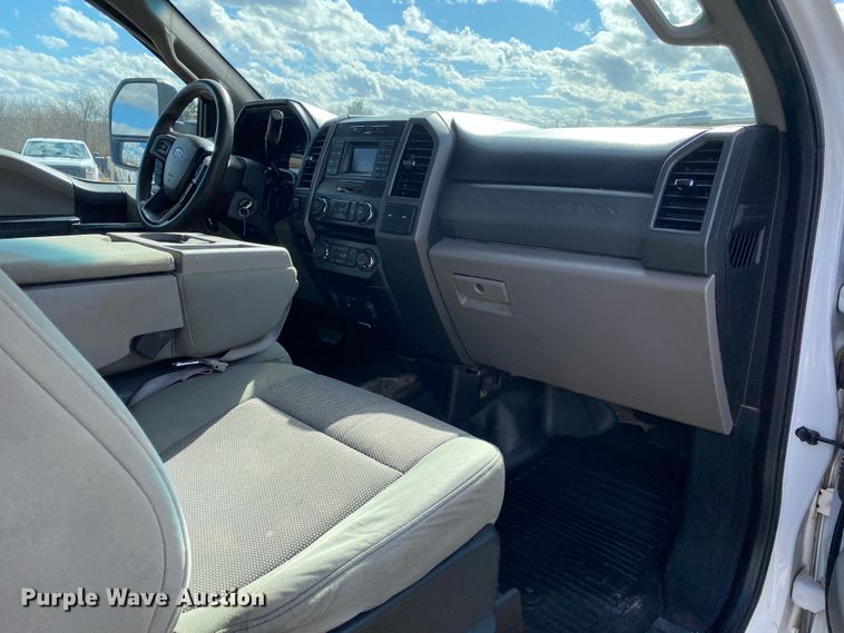 image for item DN8166 2018 Ford F250 Super Duty  SuperCab pickup truck