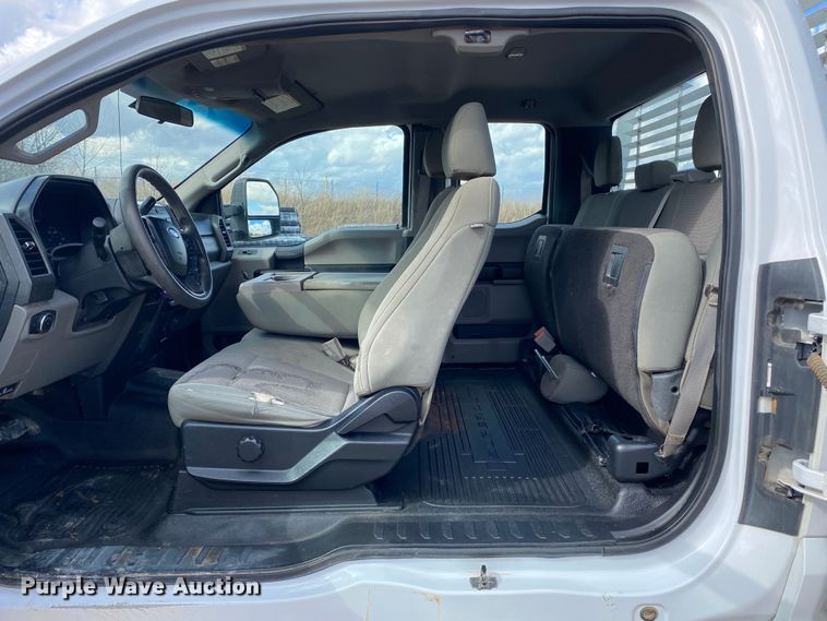 image for item DN8166 2018 Ford F250 Super Duty  SuperCab pickup truck