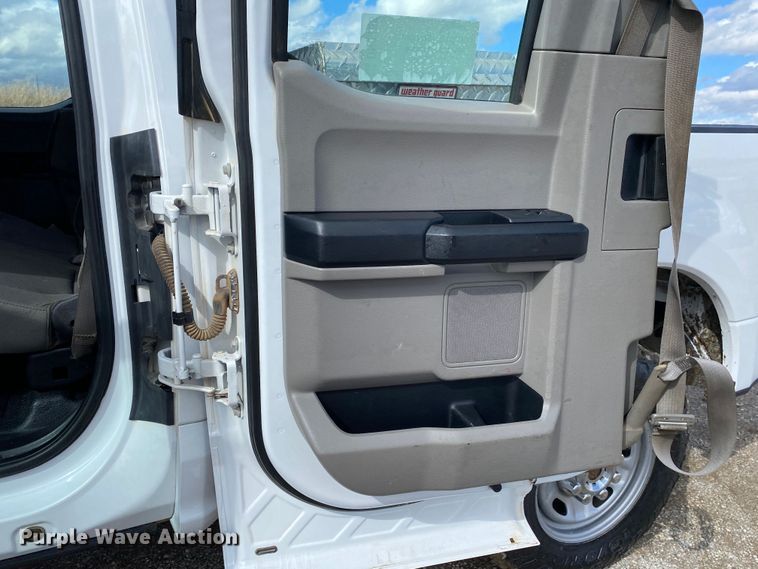 image for item DN8166 2018 Ford F250 Super Duty  SuperCab pickup truck