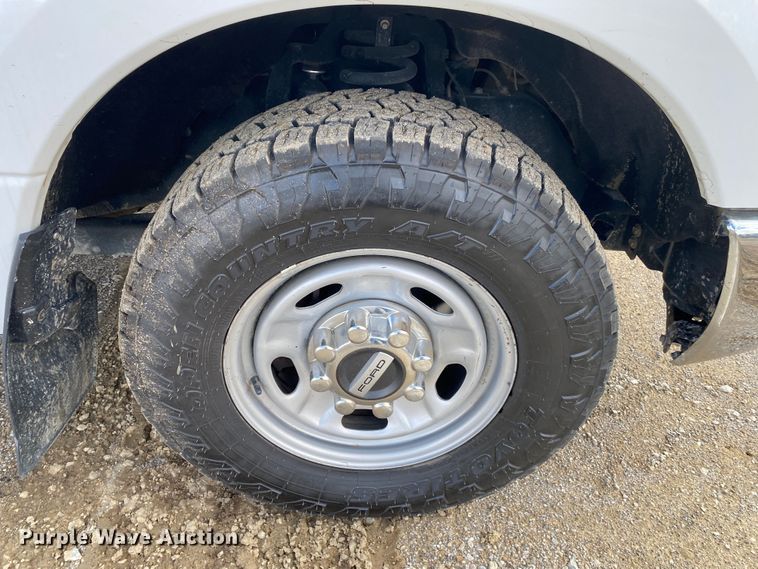 image for item DN8166 2018 Ford F250 Super Duty  SuperCab pickup truck