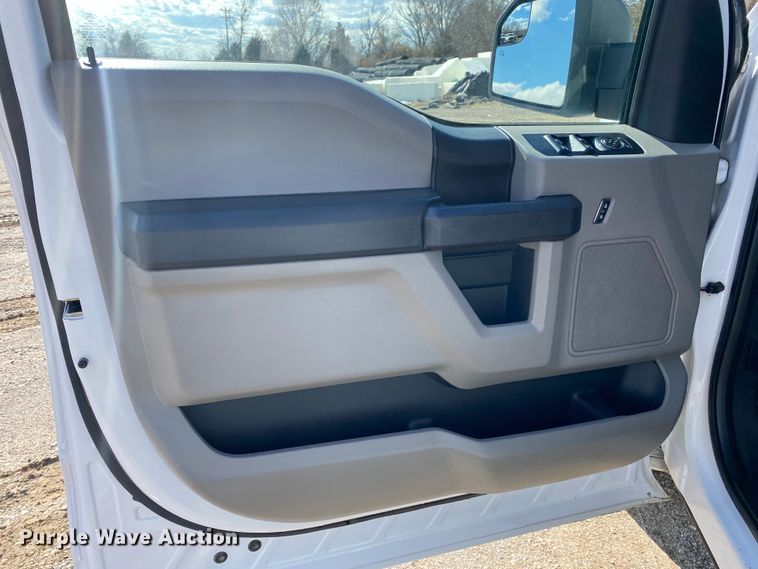 image for item DN8167 2018 Ford F150  SuperCrew pickup truck