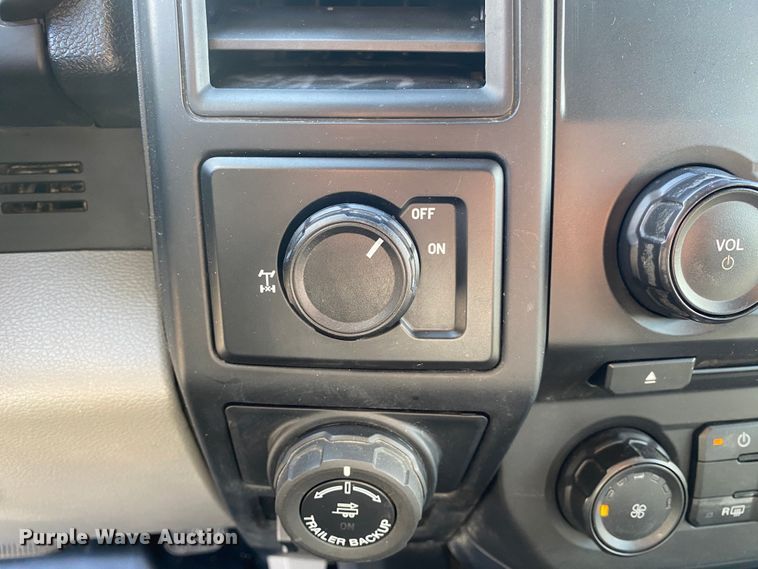 image for item DN8167 2018 Ford F150  SuperCrew pickup truck