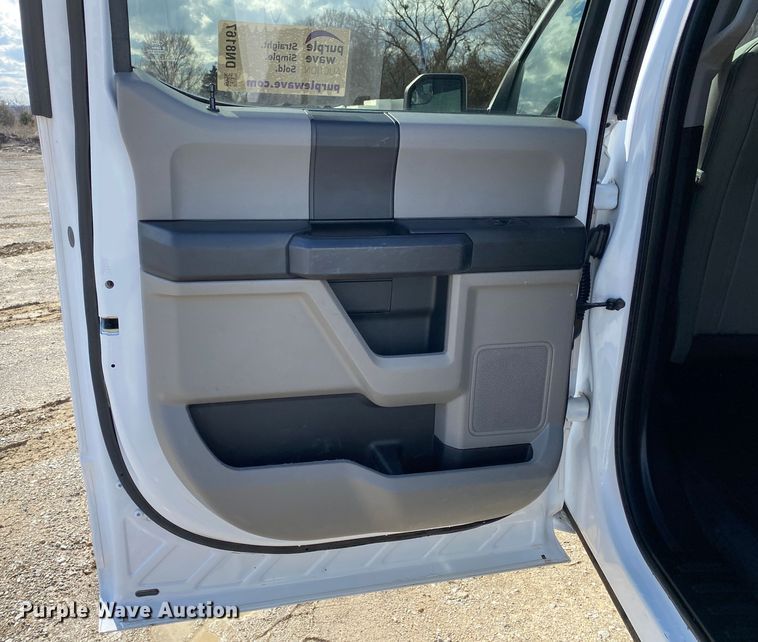 image for item DN8167 2018 Ford F150  SuperCrew pickup truck