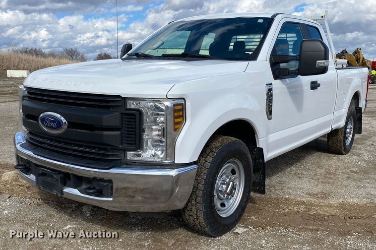 image for item DN8169 2018 Ford F250 Super Duty  SuperCab pickup truck